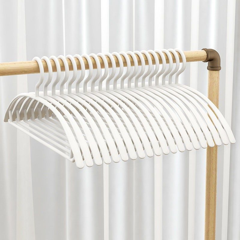 coat hanger (2)